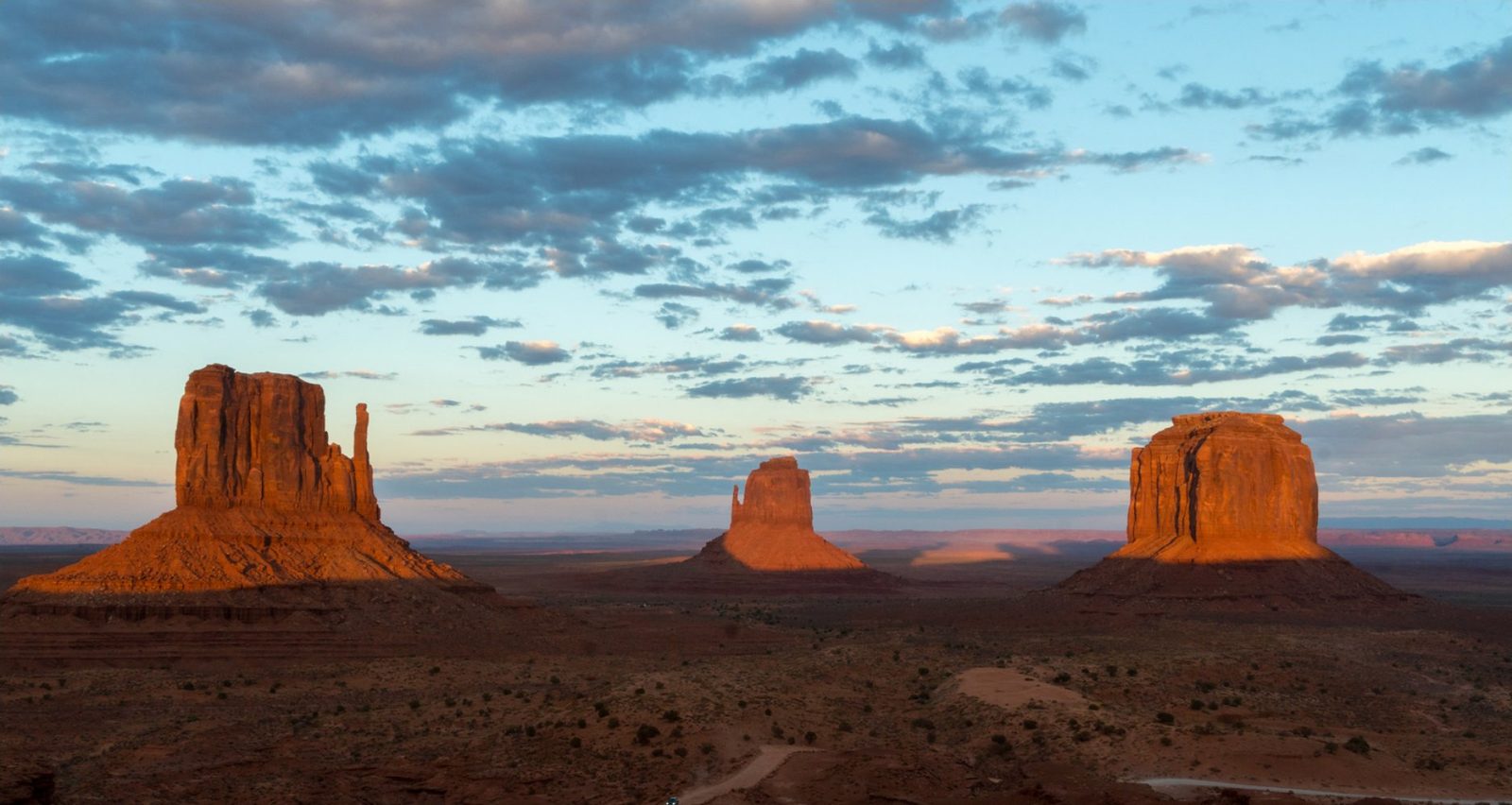 A ring through the red desert — 36°N 114°W · American Southwest, USA